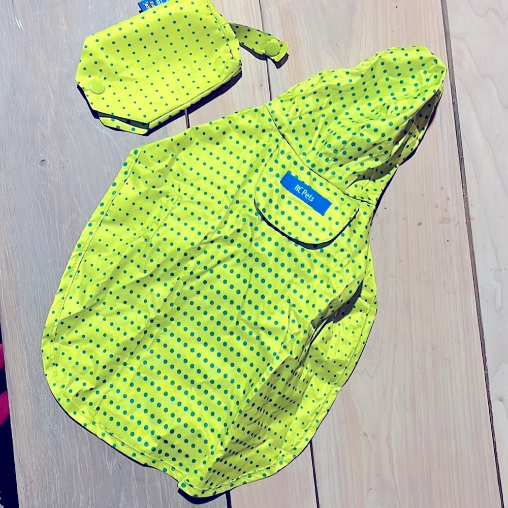 RC Pets NWOT ….never used packable rain coat size XXS